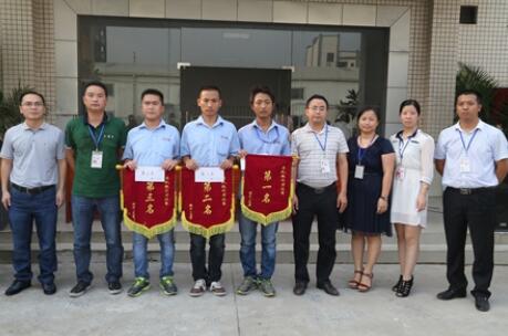 努力拼搏，打造最強(qiáng)執(zhí)行力團(tuán)隊(duì)——記棟方軍訓(xùn)匯演